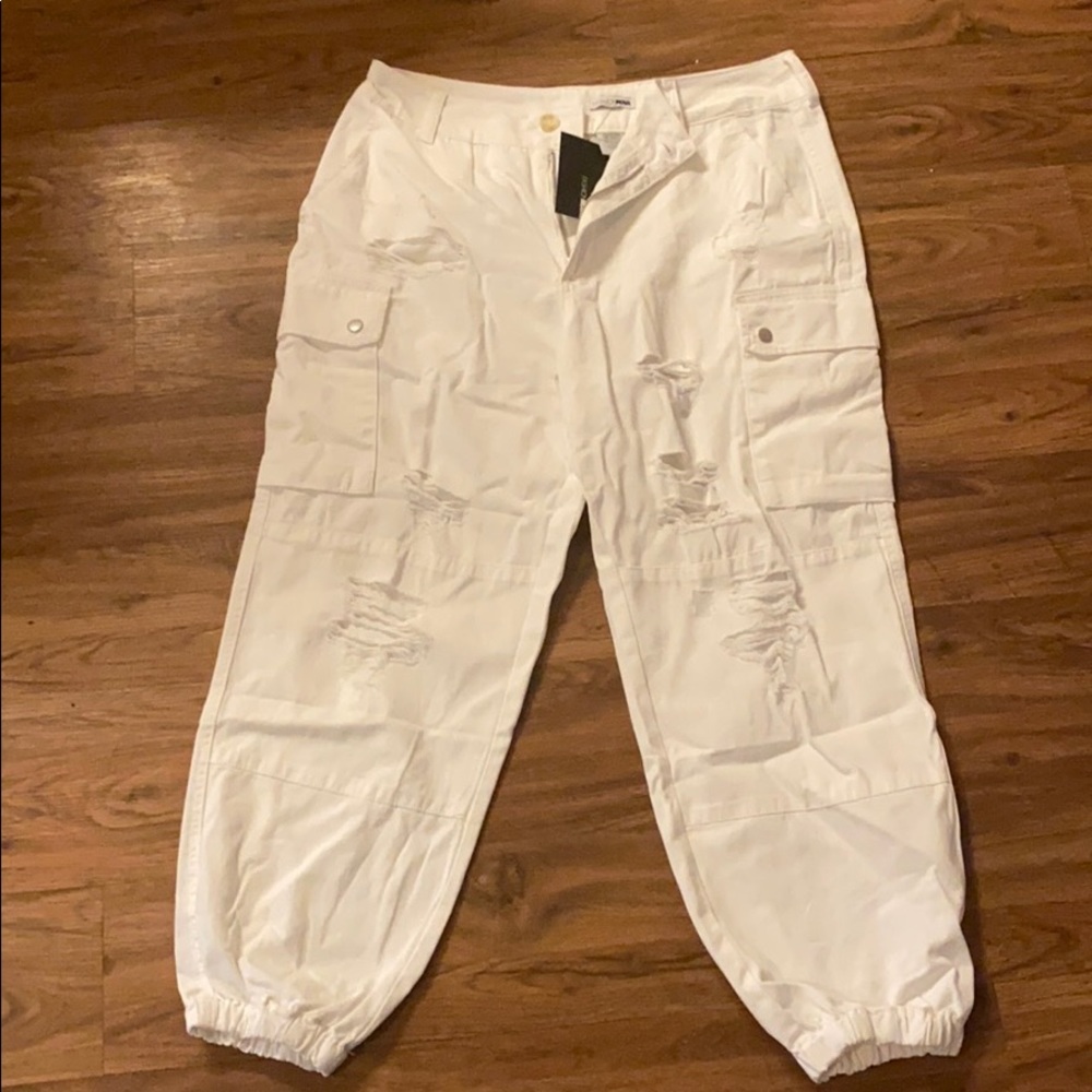 White distressed Cargo Jogger